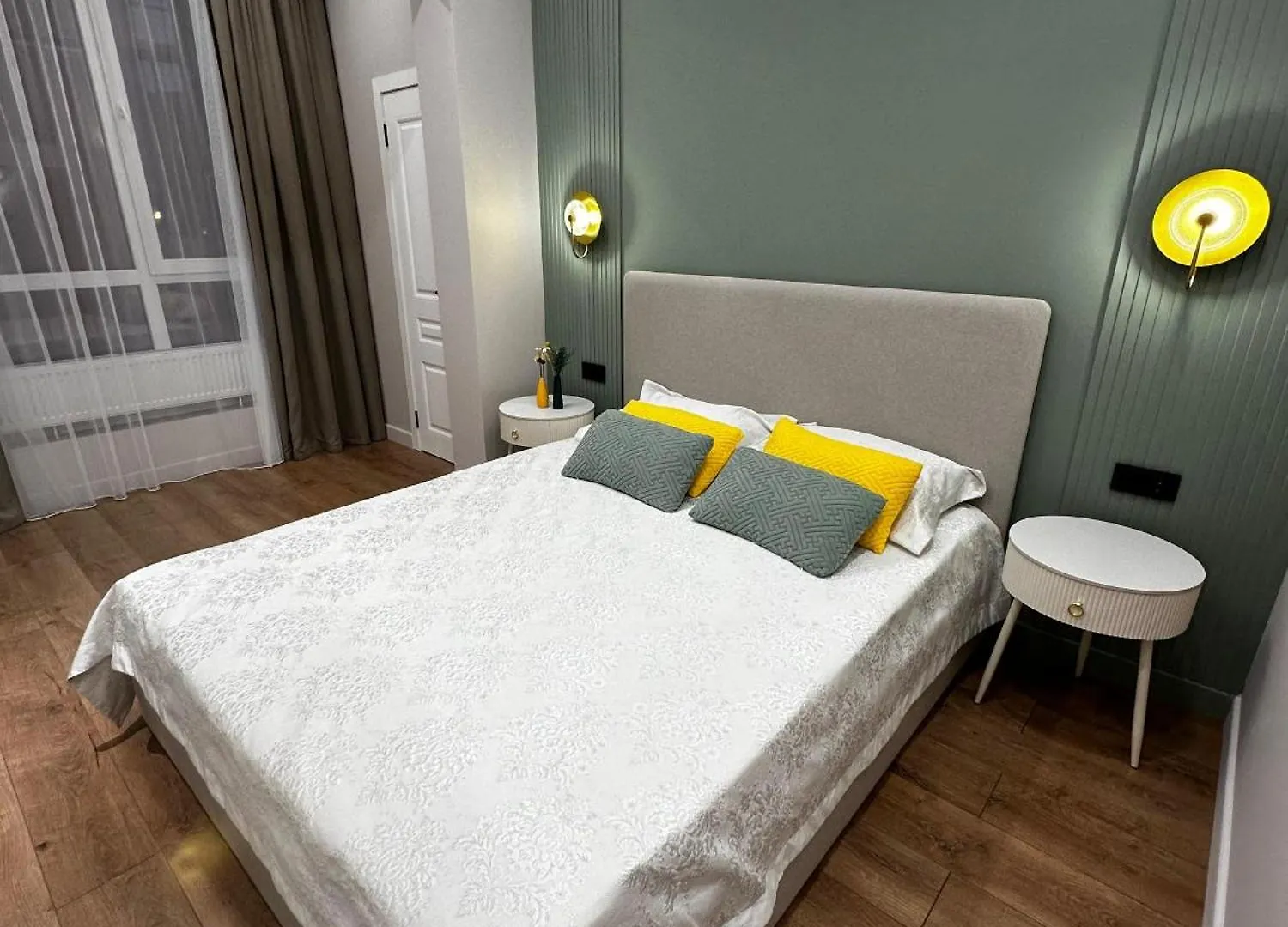 Luxury Two-Room Apartment With Breathtaking Mountain And Mega Mall Views Almaty