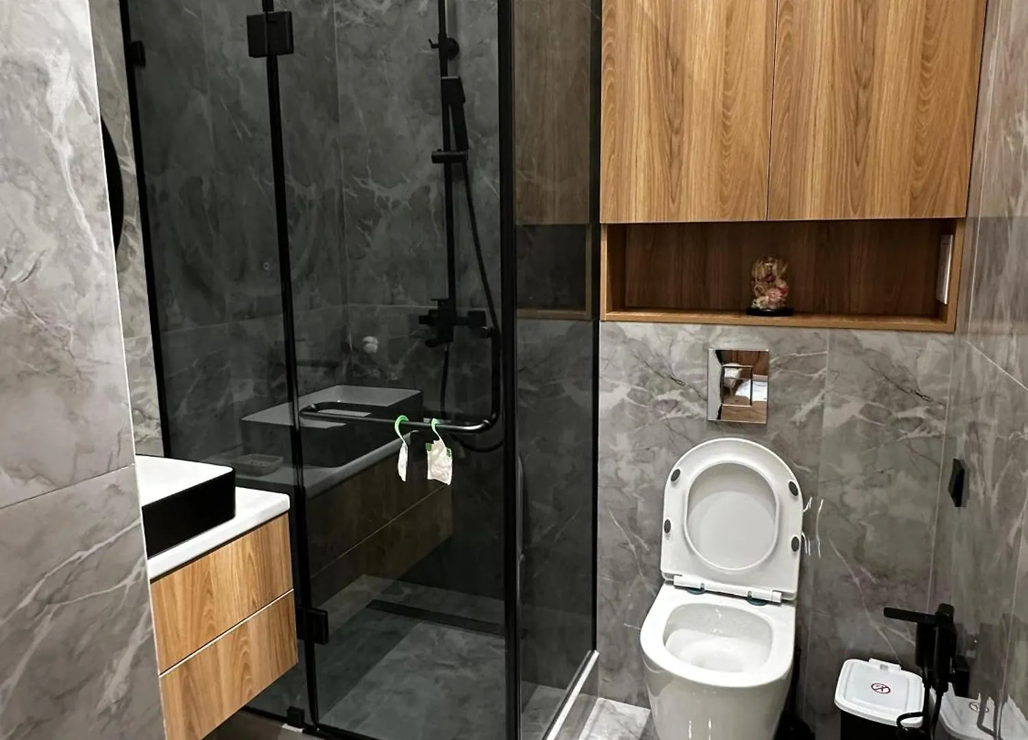 Luxury Two-Room Apartment With Breathtaking Mountain And Mega Mall Views Almaty