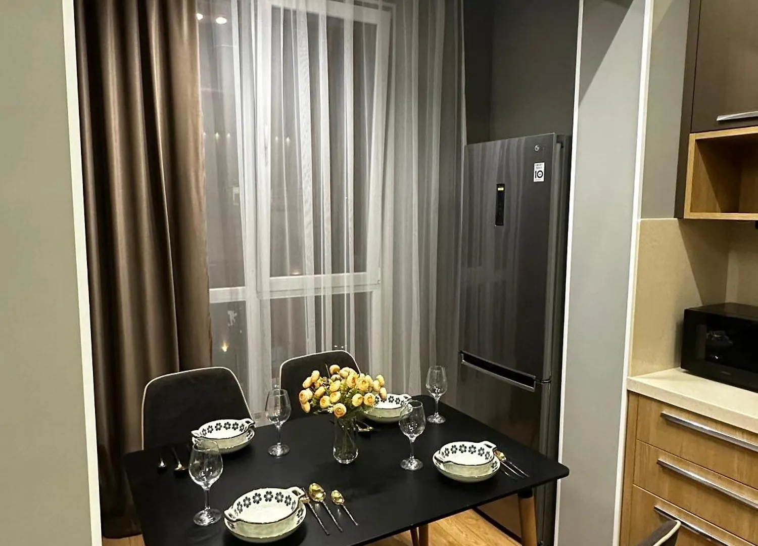 Luxury Two-Room Apartment With Breathtaking Mountain And Mega Mall Views Almaty